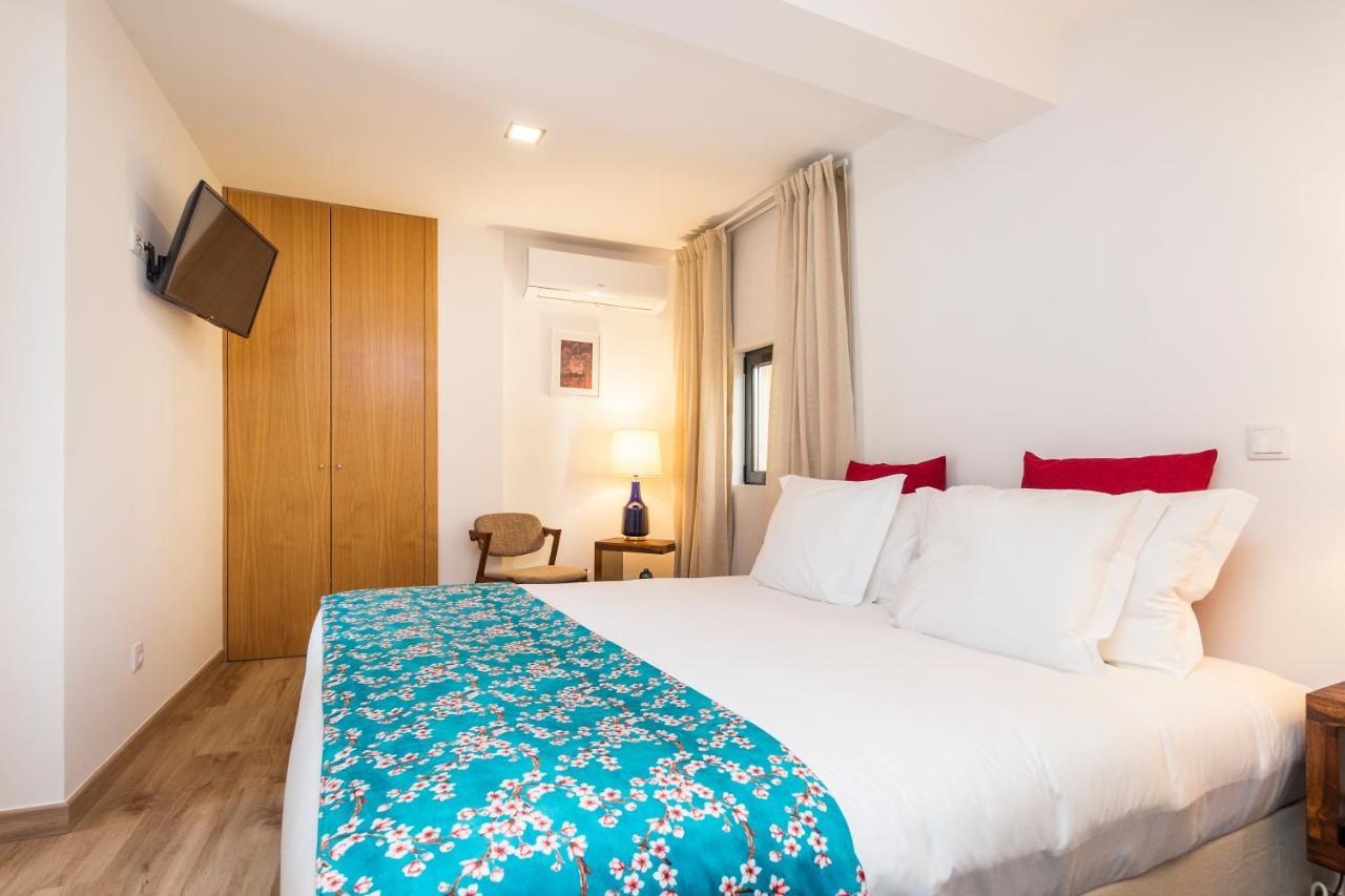 Apartmán Perfect 1 Bed In Chiado With Terrace And Aircon Lisboa Exteriér fotografie