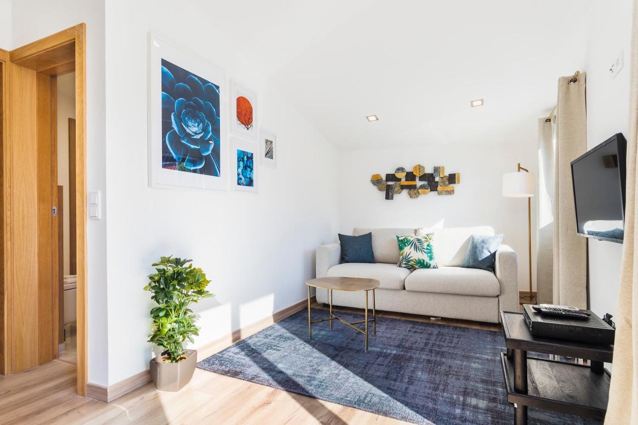 Apartmán Perfect 1 Bed In Chiado With Terrace And Aircon Lisboa Exteriér fotografie